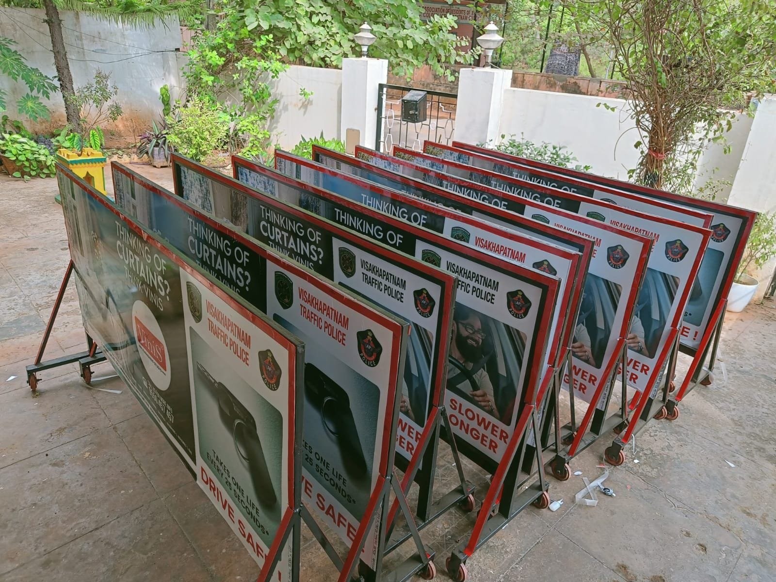 Bus Shelters — Foxy Advertising campaign